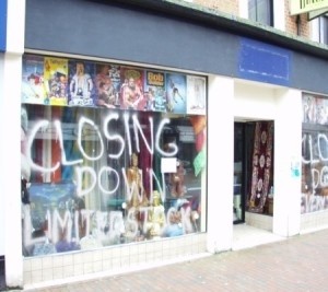 Trading standards team investigates closing down sale at store